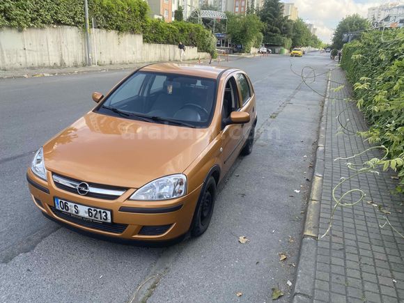 Galeriden Opel Corsa 1.2 Essentia 2004 Model İstanbul