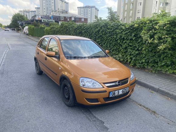 Galeriden Opel Corsa 1.2 Essentia 2004 Model İstanbul