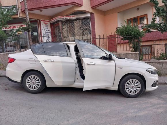 Sahibinden Hatasız Fiat Egea 1.4 Fire Easy