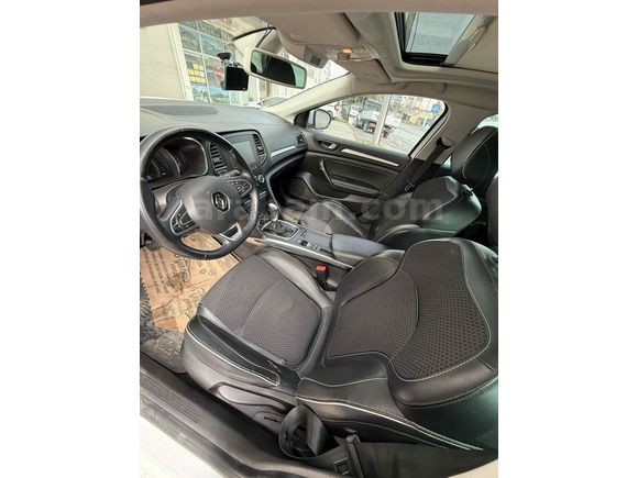 Sahibinden Renault Megane 1.3 TCe Icon 2020 Model 