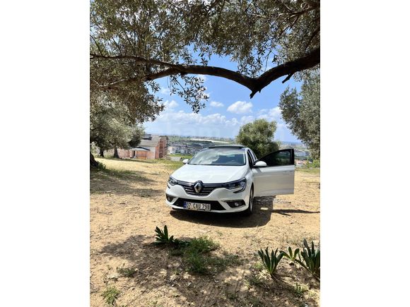 Sahibinden Renault Megane 1.3 TCe Icon 2020 Model 