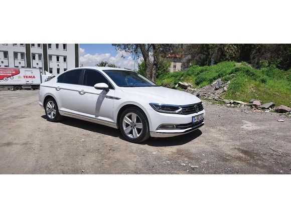 Sahibinden Volkswagen Passat 1.4 TSi BlueMotion Comfortline 2018 Model Erzurum 169.000 km Beyaz
