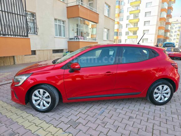 Sahibinden Renault Clio 1.0 SCe Joy 2022 Model 