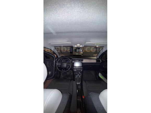2. Sahibinde Citroen C3 1.2 PureTech Shine 2024 Model 