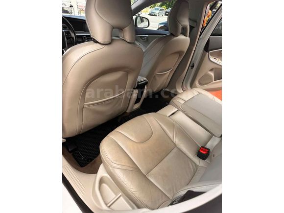 Sahibinden Volvo V40 1.6 D Premium 2015 Model 
