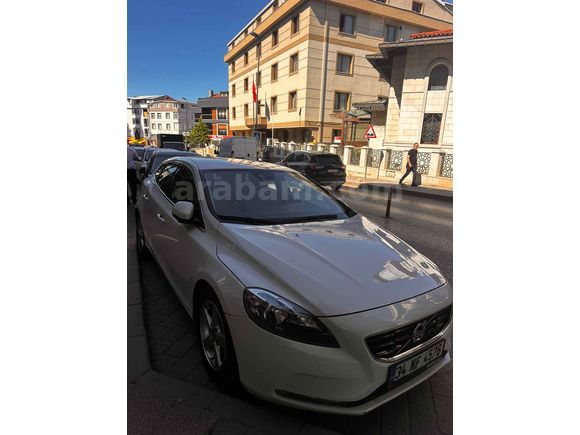 Sahibinden Volvo V40 1.6 D Premium 2015 Model 