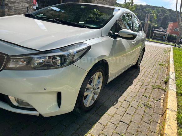 Sahibinden Kia Cerato 1.6 CRDi Concept Plus 2017 Model  