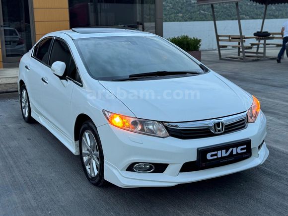 Sahibinden Honda Civic 1.6i VTEC Eco Elegance 2014 Model