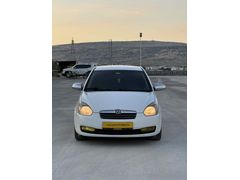 HYUNDAİ ACCENT ERA EN FUL PAKET DİJİTAL KLİMA