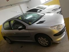 Sahibinden Peugeot 206 1.4 X-Line 2004 Model  70050 km Gri (metalik)
