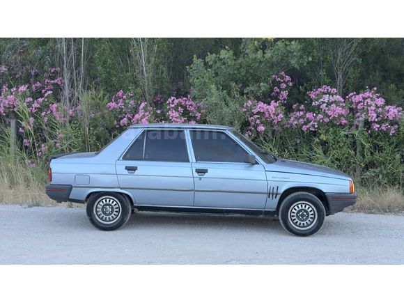 Sahibinden Renault R 9 1.4 Broadway GTE 1992 Model 