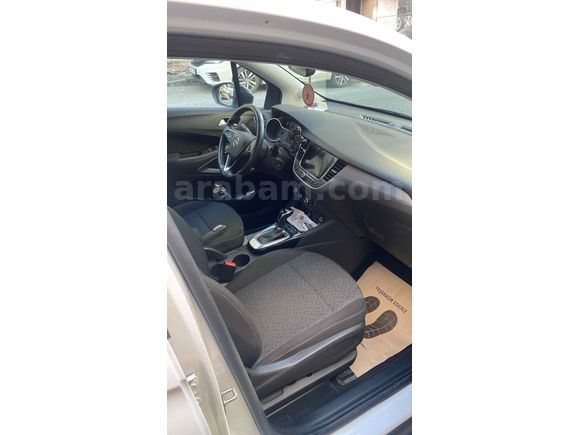 Sahibinden Opel Crossland 1.2 T Essential 2024 Model 
