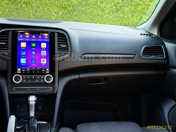 2020 Megane Sedan 1.5 BluedCi Touch Tesla Ekran