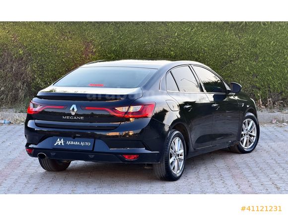 2020 Megane Sedan 1.5 BluedCi Touch Tesla Ekran