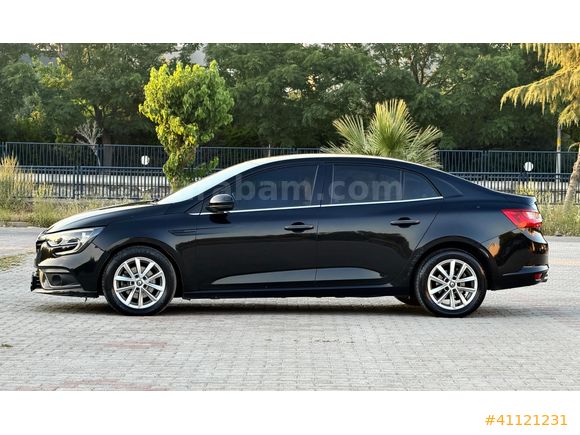 2020 Megane Sedan 1.5 BluedCi Touch Tesla Ekran