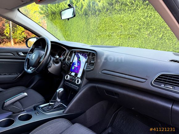 2020 Megane Sedan 1.5 BluedCi Touch Tesla Ekran