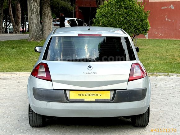 RENAULT MEGANE 1.5 DCİ DİNAMİC 2004 MODEL TEMİZ BAKIMLI ! ! !