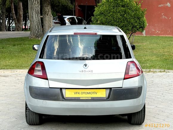 RENAULT MEGANE 1.5 DCİ DİNAMİC 2004 MODEL TEMİZ BAKIMLI ! ! !
