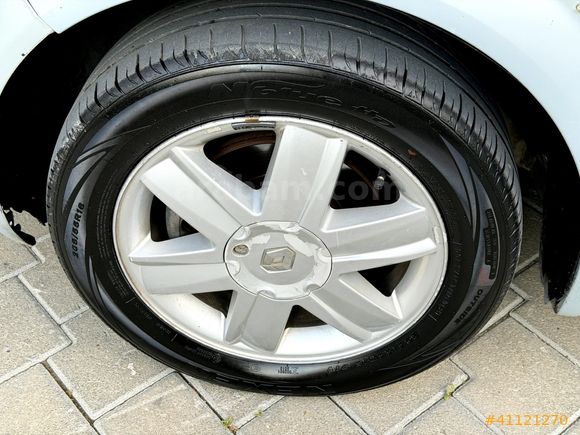 RENAULT MEGANE 1.5 DCİ DİNAMİC 2004 MODEL TEMİZ BAKIMLI ! ! !