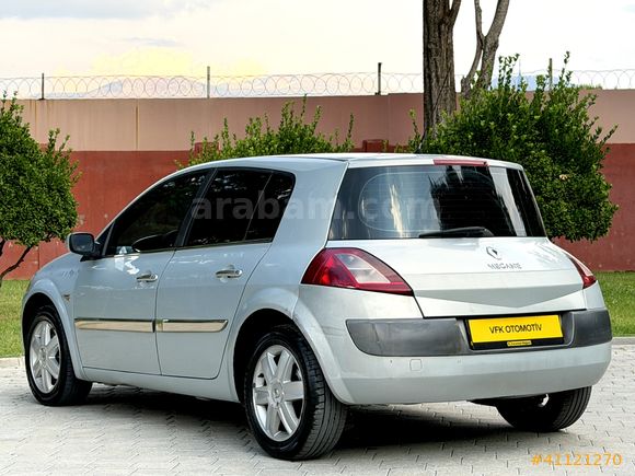 RENAULT MEGANE 1.5 DCİ DİNAMİC 2004 MODEL TEMİZ BAKIMLI ! ! !