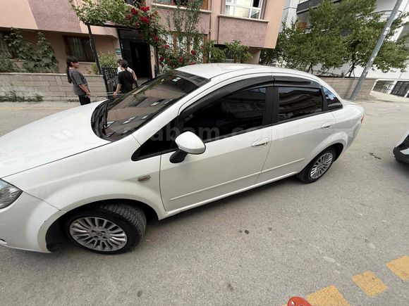 Sahibinden Fiat Linea 1.3 Multijet Active Plus 2012 Model  293.000 km Beyaz