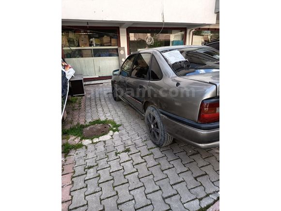 Sahibinden Opel Vectra 2.0 GT 1995 Model