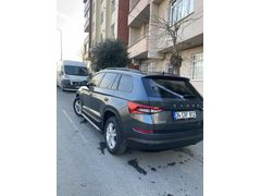  Skoda Kodiaq BOYASIZ  TRAMERSİZ SERVİS BAKIMLI CAM TAVAN  