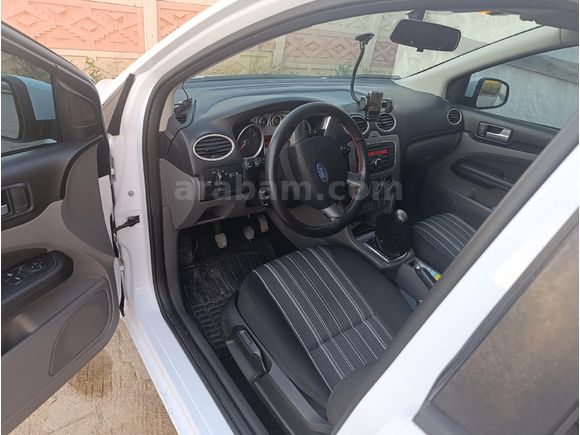 Sahibinden Ford Focus 1.6 Comfort 2011 Model