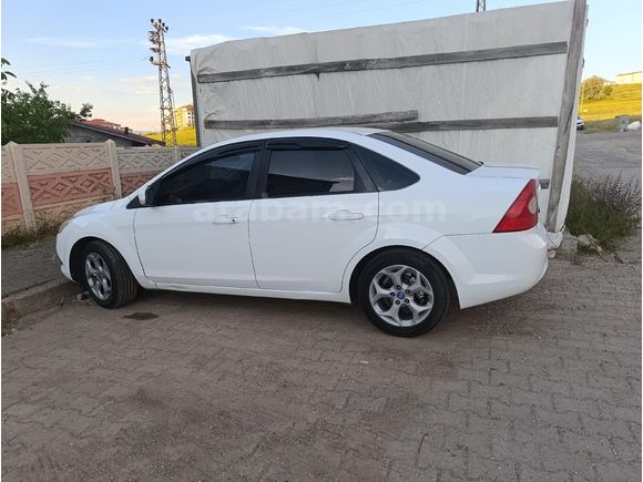 Sahibinden Ford Focus 1.6 Comfort 2011 Model