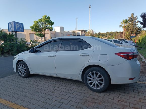 ACİL Sahibinden Toyota Corolla 1.6 Advance 2014 Model