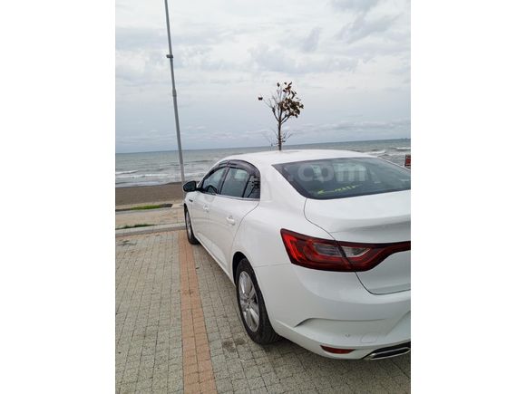 Sahibinden Renault Megane 1.3 TCe Joy 2022 Model