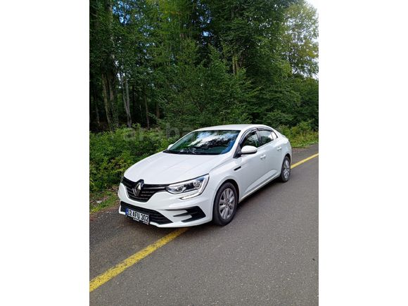 Sahibinden Renault Megane 1.3 TCe Joy 2022 Model