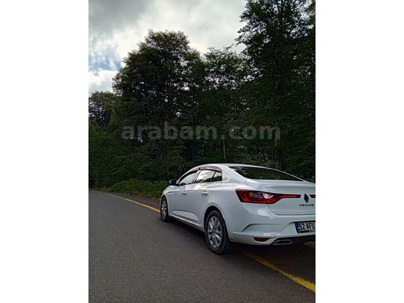 Sahibinden Renault Megane 1.3 TCe Joy 2022 Model