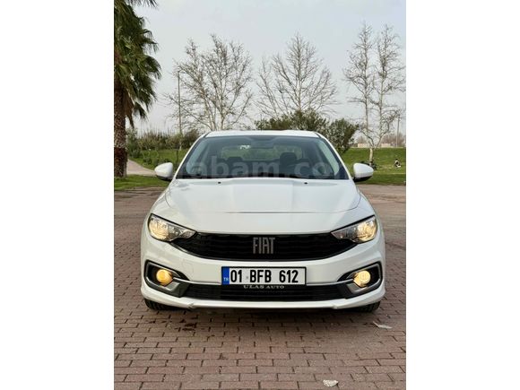 Fiat egea  6 ileri benzinli yeni logo tablet ekran hayalet gösterge