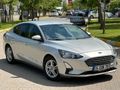Sahibinden Ford Focus Tr'de tek 21 22 çıkışlı emsalsiz düşük km 8 ileri joystick vites