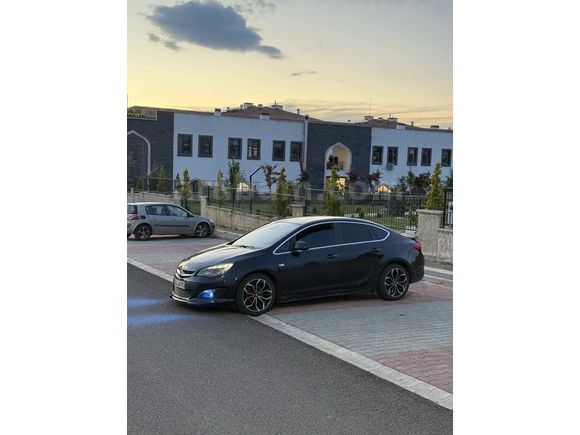 Sahibinden Opel Astra 1.4 T Sport 2015 Model 