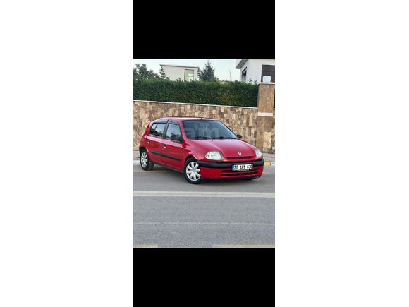 Renault Clio 1.4 RTA 2001 Model  klimalı..