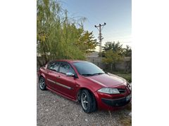 Sahibinden Renault Megane 1.6 Privilege 2007 Model  268.000 km Kırmızı