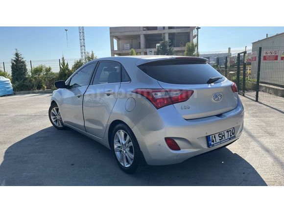 Sahibinden Hyundai i30 1.6 CRDi Style 2013 Model 