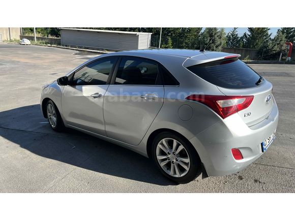 Sahibinden Hyundai i30 1.6 CRDi Style 2013 Model 