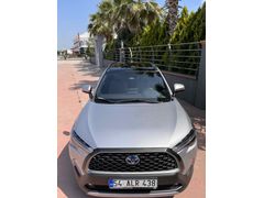 Sahibinden Toyota Corolla Cross 1.8 Hybrid Passion 2023 Model  42.000 km Gri (Gümüş)