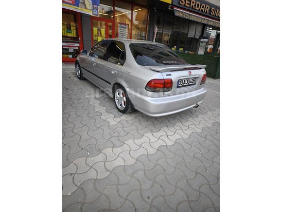 Sahibinden Honda Civic 1.6 i ES 2000 Model