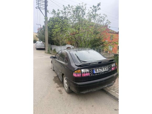 Sahibinden Renault Laguna 2.0 RXE 1998 Model 