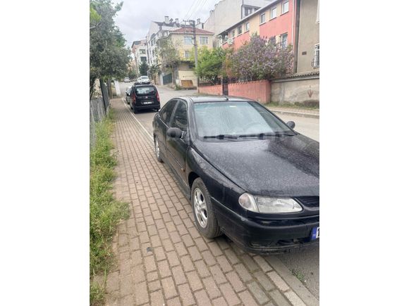 Sahibinden Renault Laguna 2.0 RXE 1998 Model 