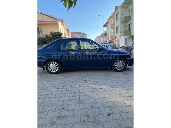 Sahibinden Ford Escort 1.6 Classic 2000 Model  176.000 km Lacivert