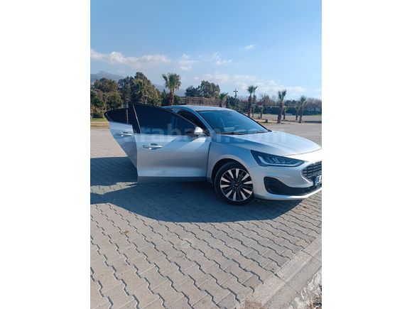 Sahibinden Ford Focus 1.0 EcoBoost Titanium Stil 2023 Model