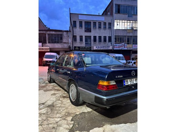 Sahibinden Mercedes - Benz 200 E 1988 Model
