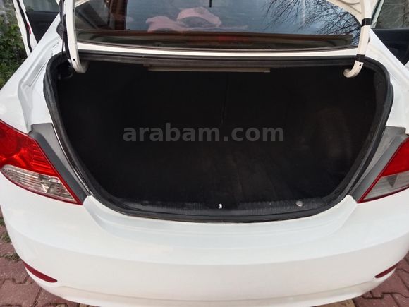 Sahibinden Hyundai Accent Blue 1.6 CRDI Otomatik Mode Plus 2016 Model