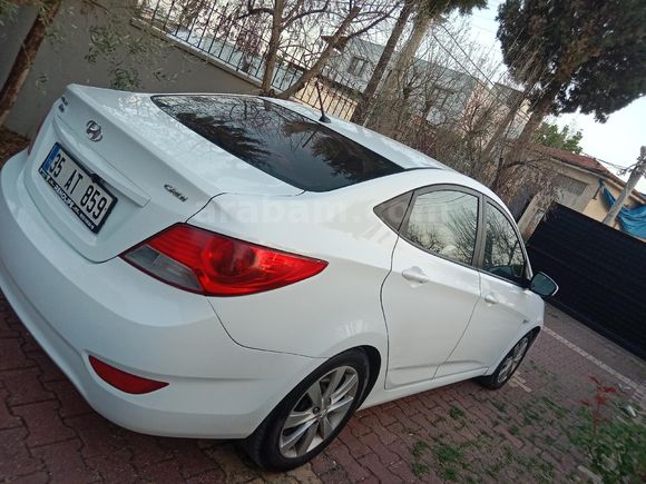 Sahibinden Hyundai Accent Blue 1.6 CRDI Otomatik Mode Plus 2016 Model