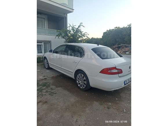 Sahibinden Skoda SuperB 1.4 TSI Ambition 2011 Model Bursa 141.000 km Beyaz